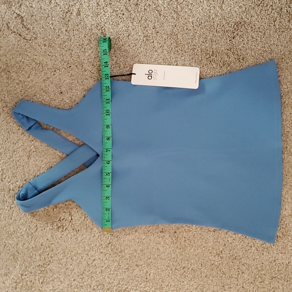 NWT Alo Yoga Elevate Tank - Picture 6 of 10
